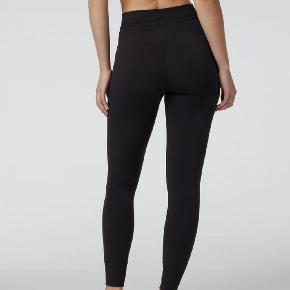 NWT Vuori Daily Legging, High Rise 7/8 Length, XXS, Black - Picture 2 of 14